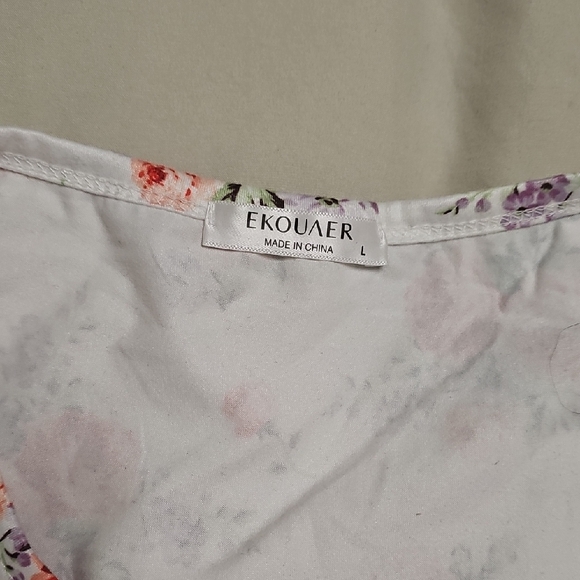 Floral Women's Pajama Set - White and Pink - Picture 6 of 7